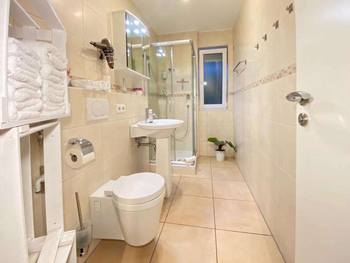 Appartement Fred in S-Bahn-Nähe, 70 qm, max 4 Pers Gärtringen Exterior foto